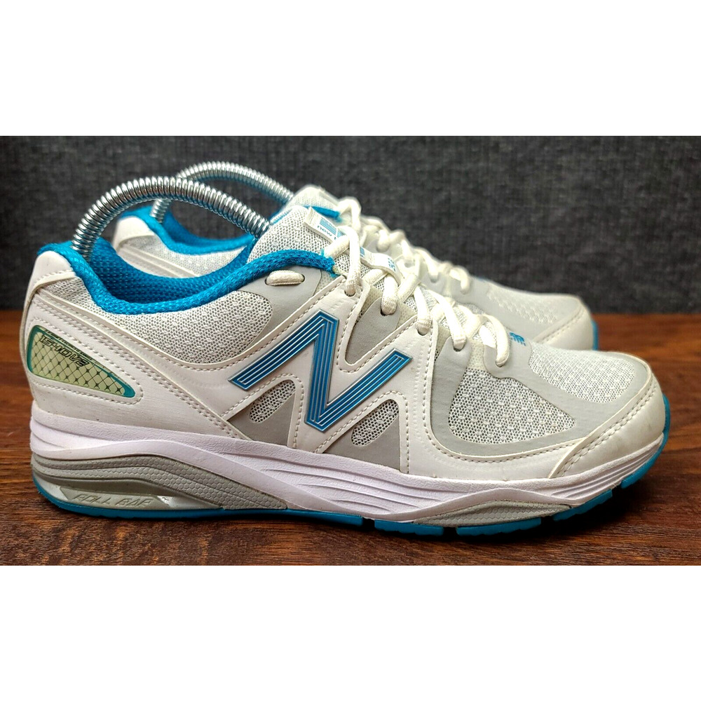 New Balance 1540v2 Running Shoes Womens 8 White Blue Mesh Athletic